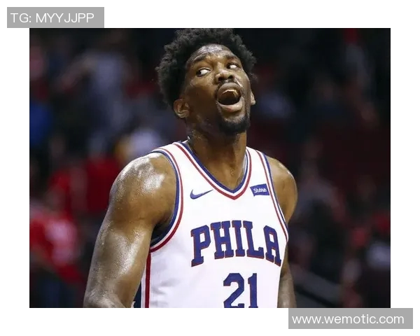 恩比德话中有话：“希望休赛期补充一些球员”，眼神瞟向乔治暗藏玄机